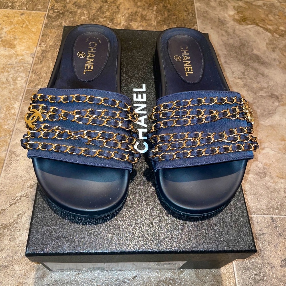 Chanel Slides